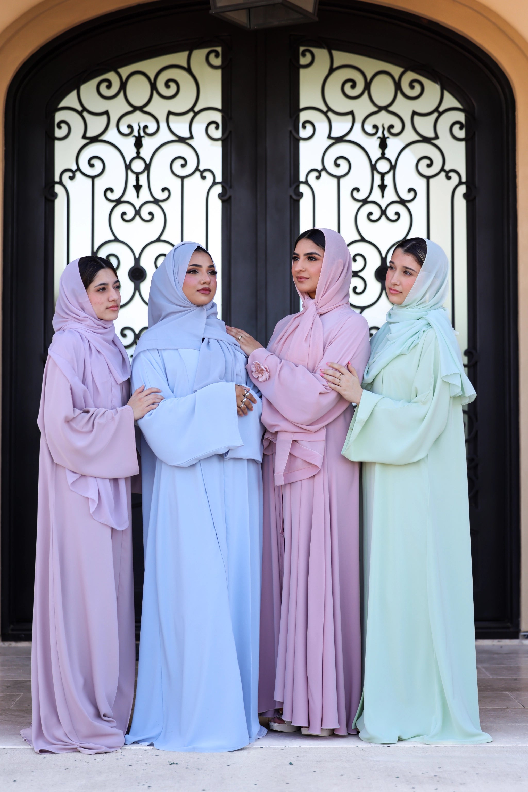 Humaaya Classic Flow Abaya