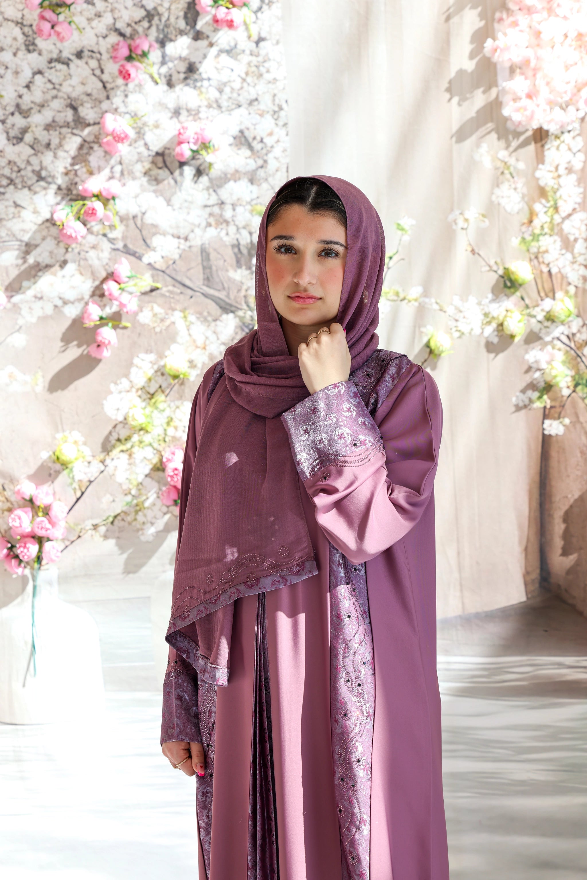 Humaaya Embellished Elegance Abaya