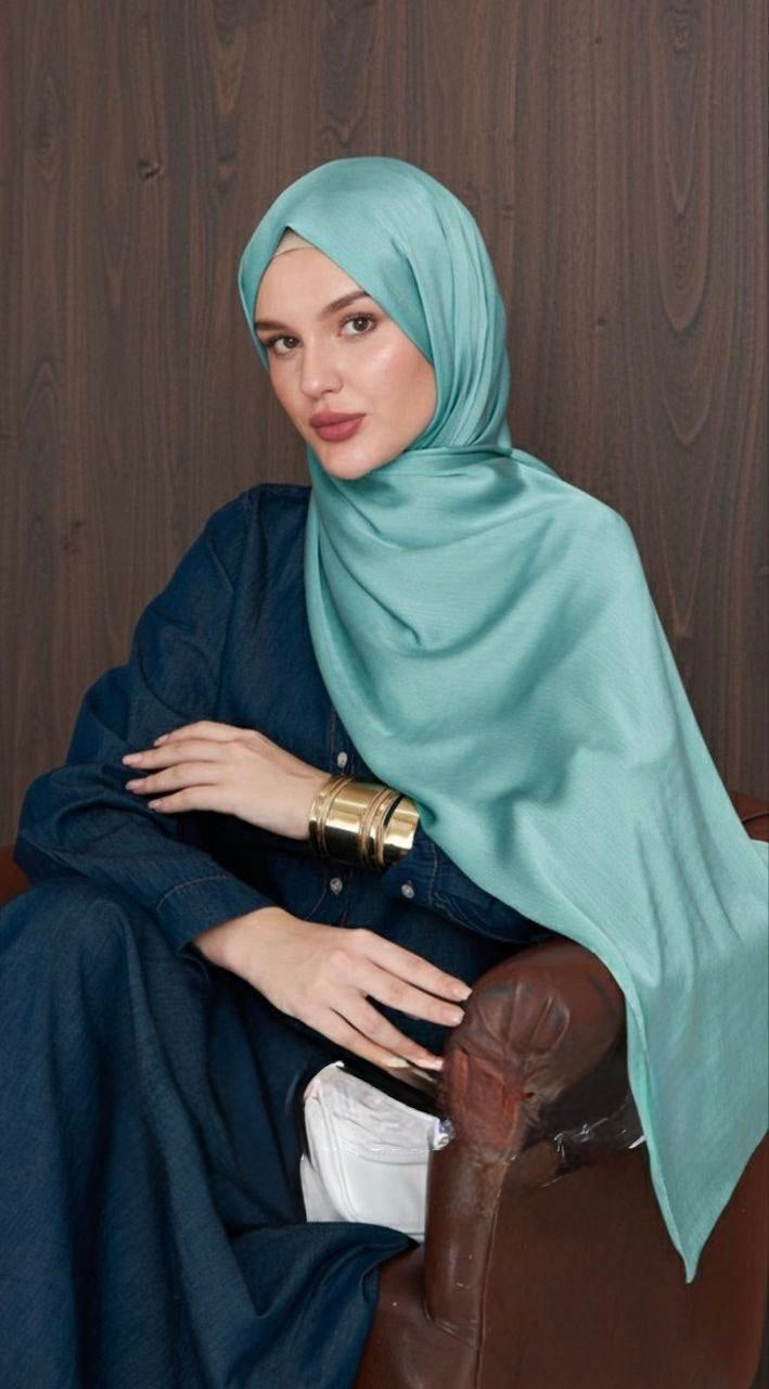 Flora Silk Hijab