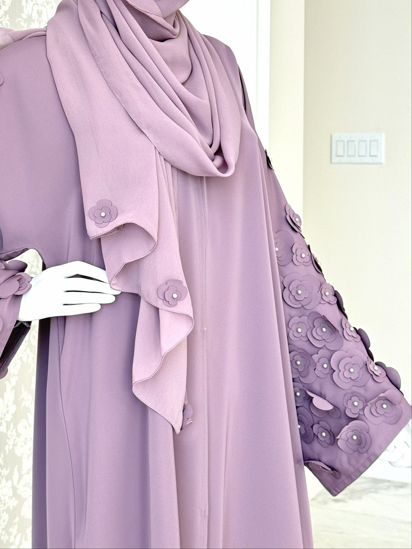 Plum Bloom Abaya
