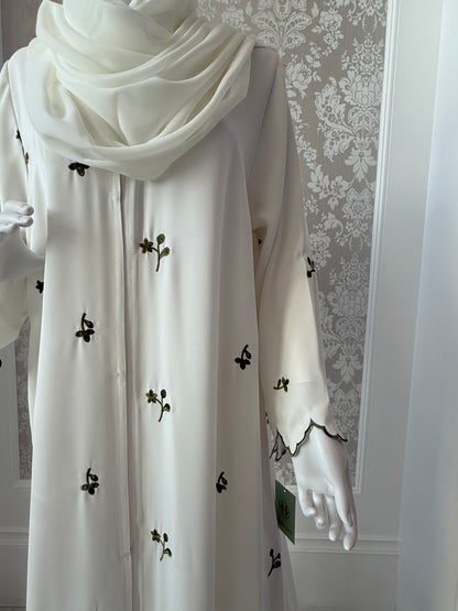 Noora Ivory Abaya