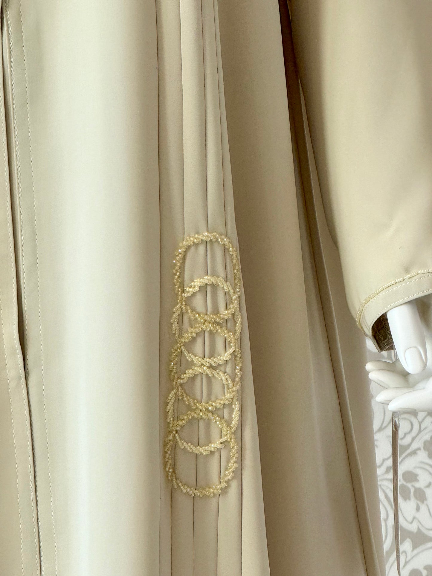 Audi Abaya