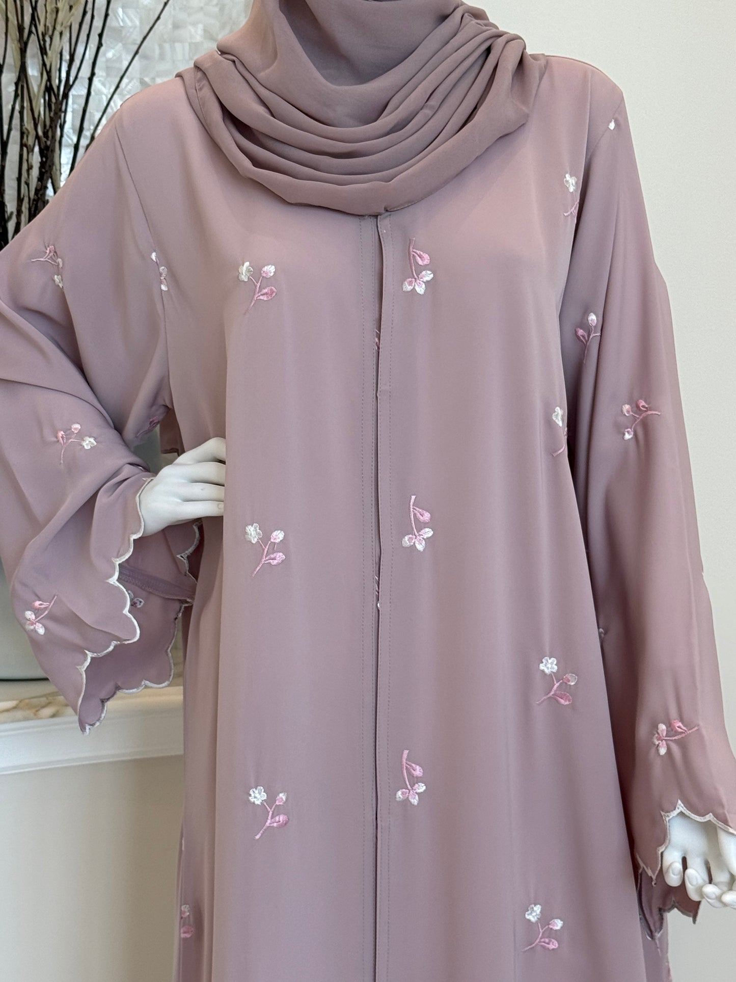 Desert Rose Embroidered Abaya – Dusty Mauve