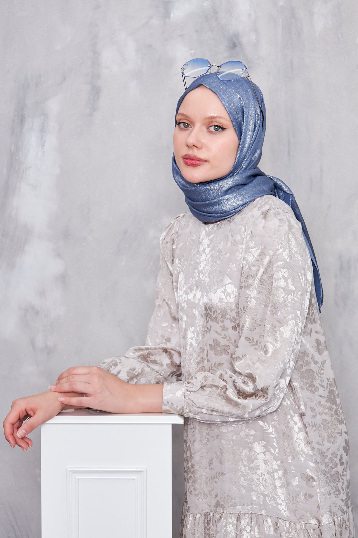 Lustre Shimmer Hijab