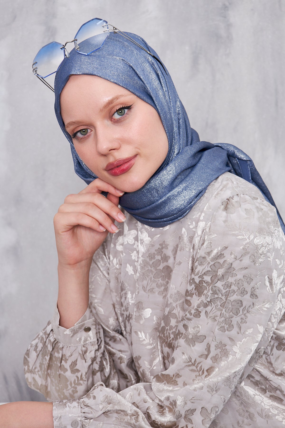 Lustre Shimmer Hijab
