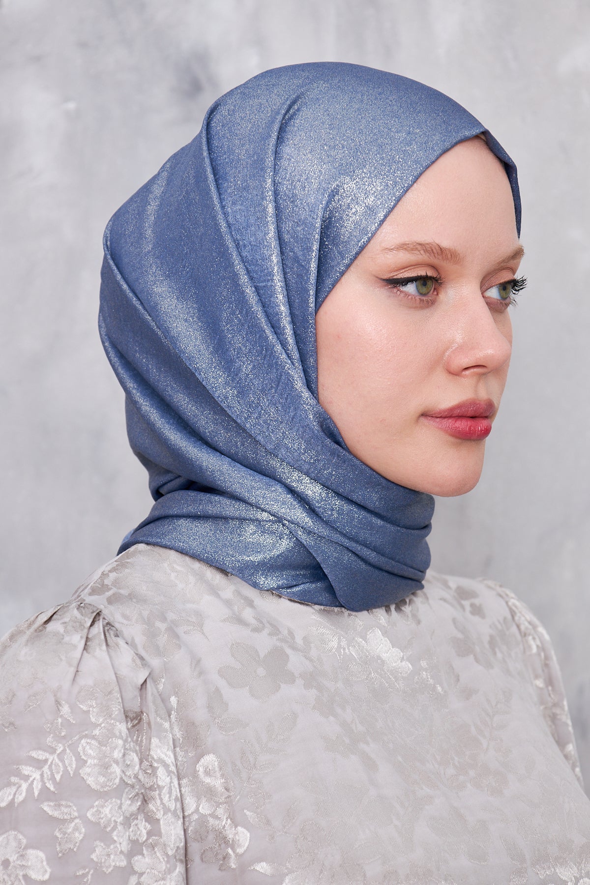 Lustre Shimmer Hijab