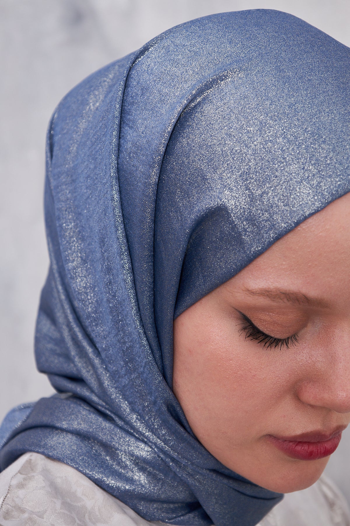 Lustre Shimmer Hijab