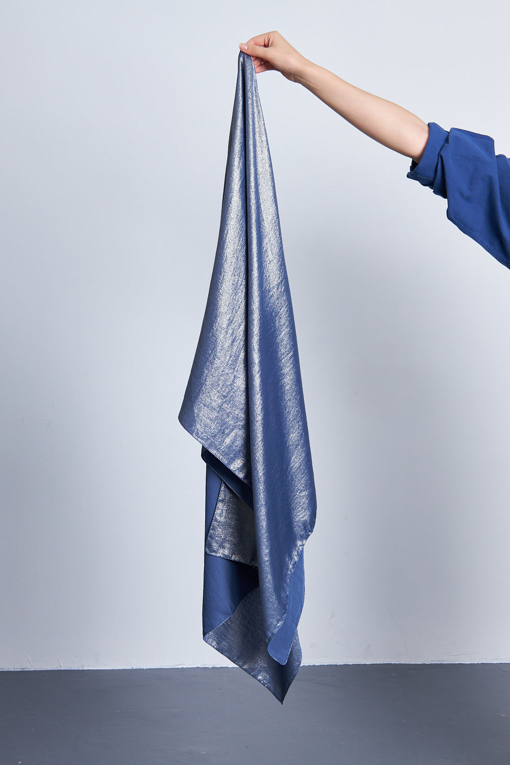 Lustre Shimmer Hijab